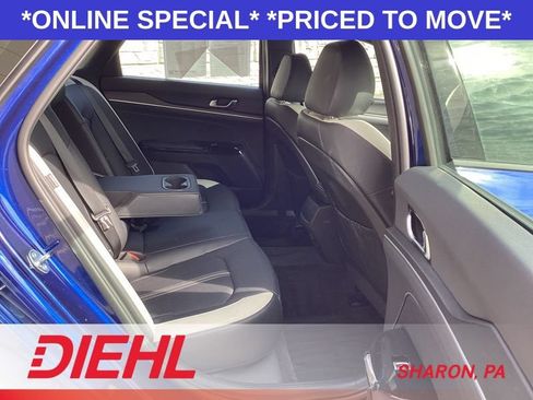 Used 2026 Kia K5 GT-Line AWD/4WD image 11