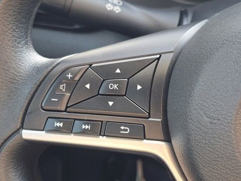 Used 2023 Nissan Sentra SV image 14