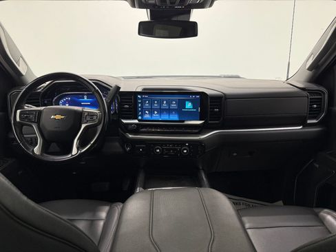 Used 2024 Chevrolet Silverado 2500 LTZ w/ LTZ Convenience Package AWD/4WD image 30