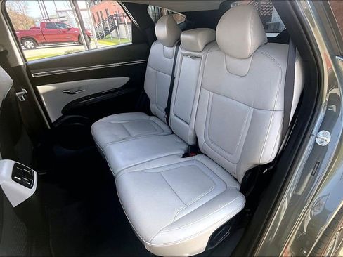 Used 2023 Hyundai Tucson Limited image 34