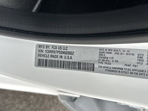 Certified 2025 RAM 1500 Big Horn image 32