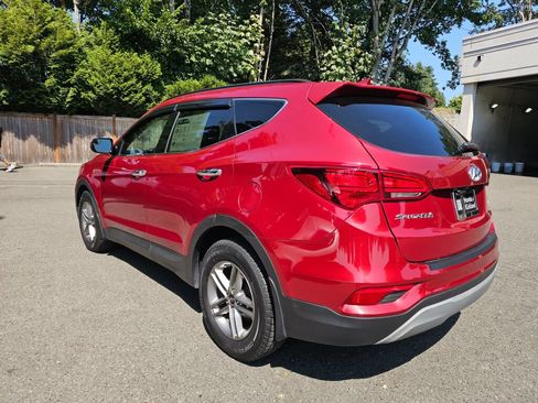 Used 2018 Hyundai Santa Fe Sport w/ 2.4L Value Package 02 AWD/4WD image 5