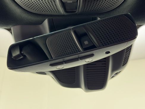 Used 2023 Mercedes-Benz AMG GT 43 w/ Driver Assistance Package image 37