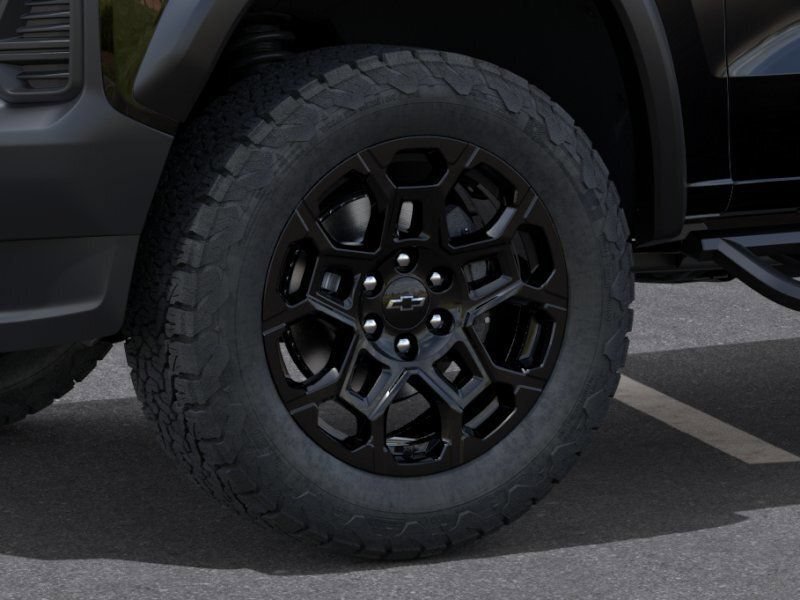 New 2026 Chevrolet Colorado Trail Boss w/ Midnight Edition AWD/4WD image 10