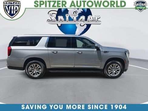 Used 2025 GMC Yukon XL Denali AWD/4WD image 10