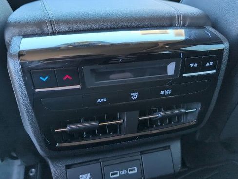 Used 2024 Acura MDX SH-AWD w/ Technology Package image 6