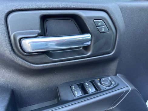 Used 2024 Chevrolet Silverado 1500 Custom Trail Boss w/ LPO, Dark Essentials Package AWD/4WD image 19