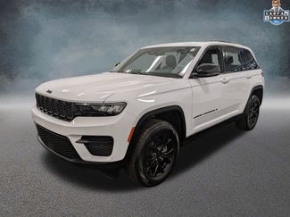 Used 2024 Jeep Grand Cherokee Altitude 360° Tour