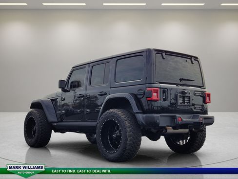 Used 2022 Jeep Wrangler Unlimited Rubicon w/ Trailer Tow Package AWD/4WD image 6