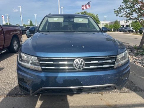 Used 2020 Volkswagen Tiguan SE AWD/4WD image 2