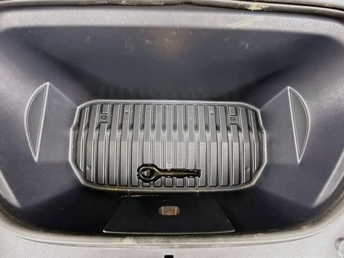 Used 2023 Tesla Model Y Long Range image 30