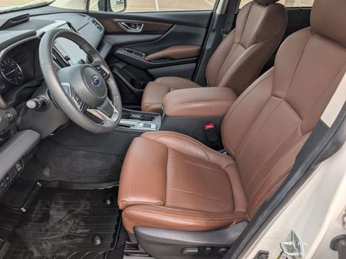 Used 2023 Subaru Ascent Touring AWD/4WD image 8