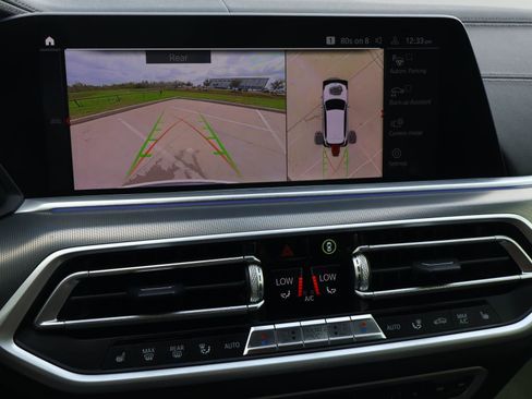 Used 2021 BMW X5 sDrive40i w/ Convenience Package image 32