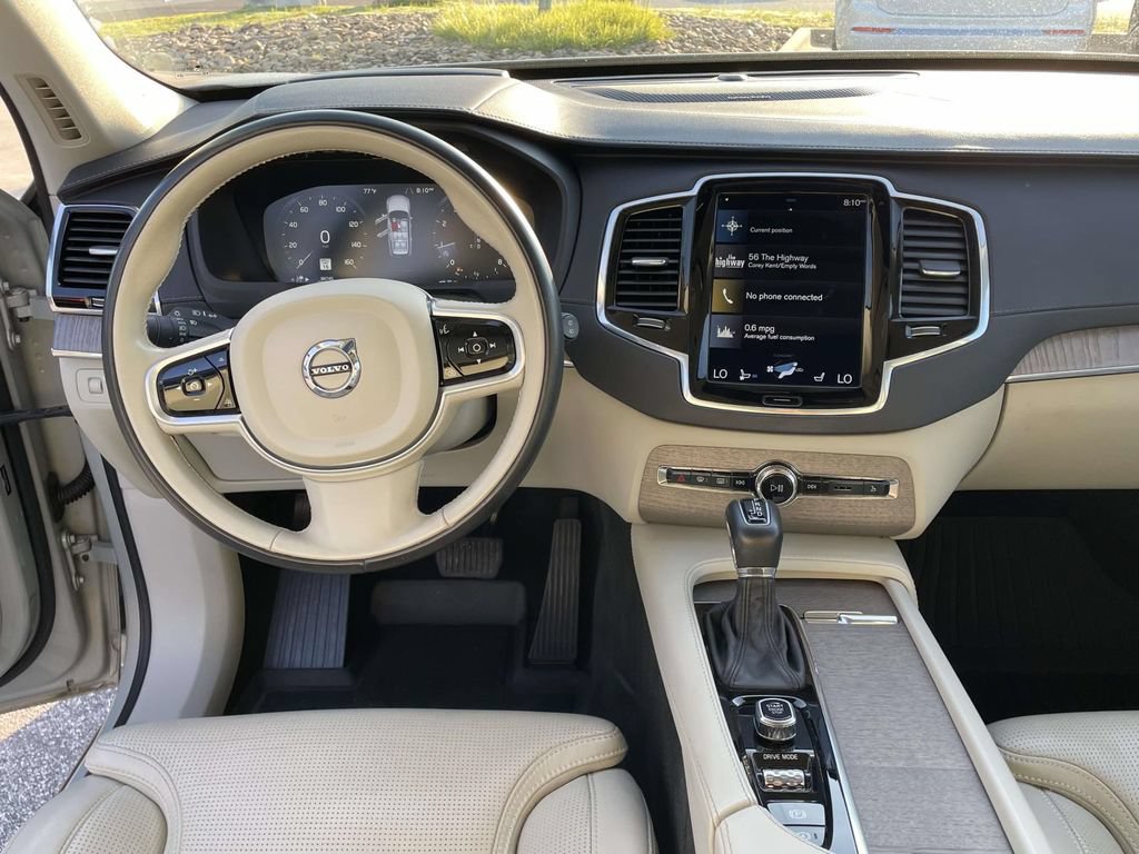 Used 2021 Volvo XC90 T6 Inscription w/ Advanced Package AWD/4WD image 4