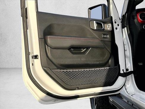 Used 2021 Jeep Gladiator Rubicon image 17