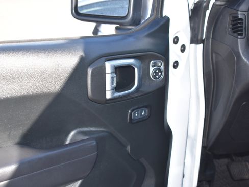 Used 2021 Jeep Wrangler Unlimited Sport AWD/4WD image 24