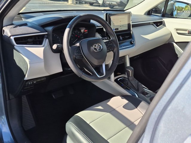 Certified 2023 Toyota Corolla Cross LE AWD/4WD image 4