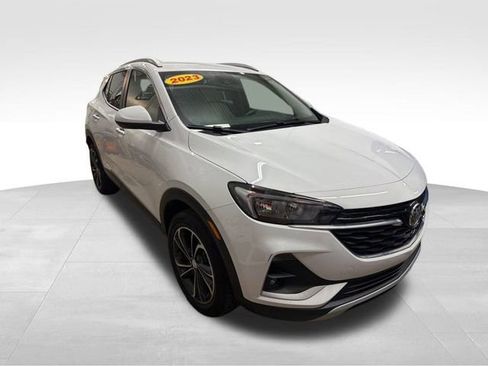Used 2023 Buick Encore GX Select image 3