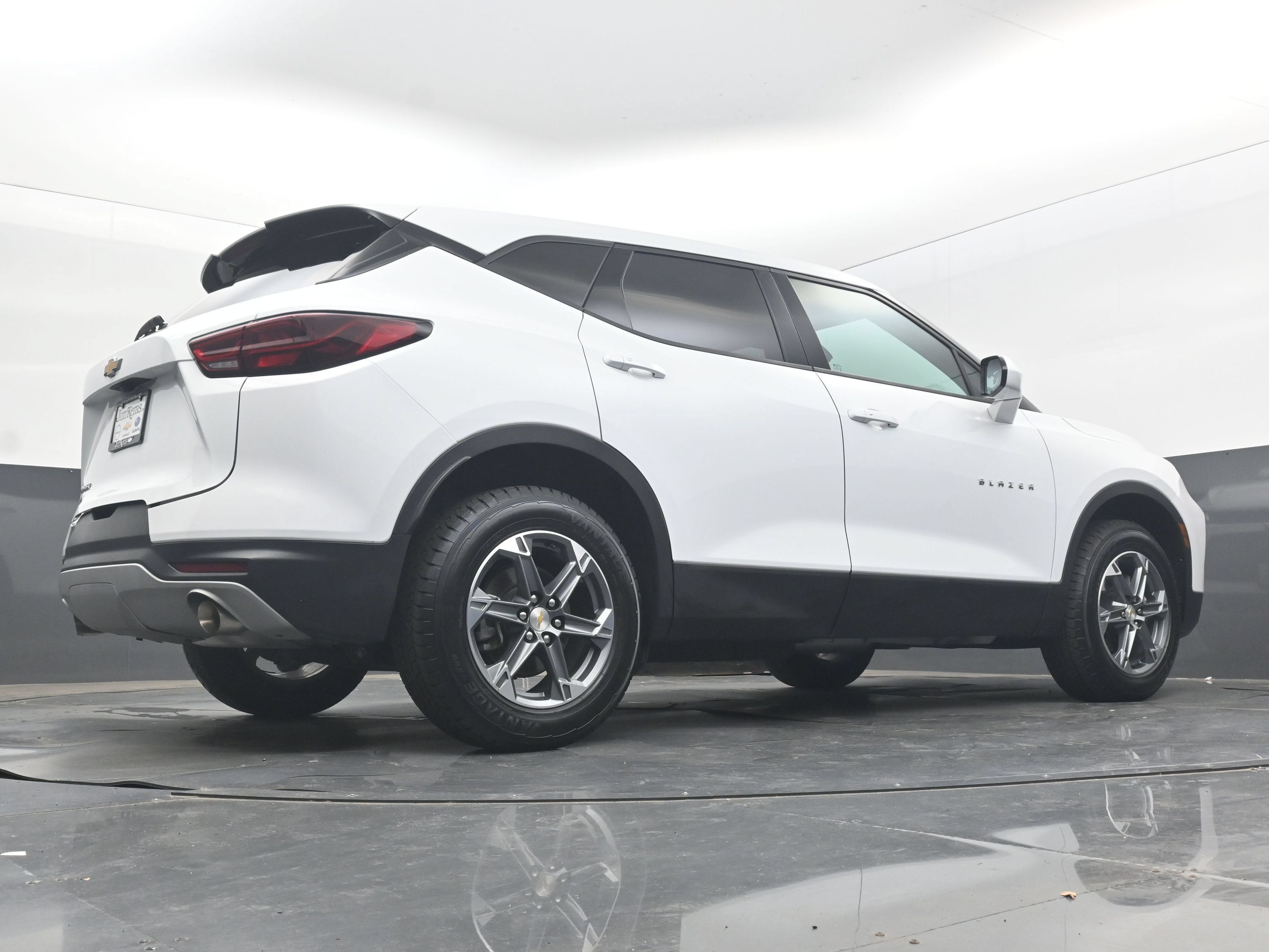 Used 2025 Chevrolet Blazer LT FWD image 29