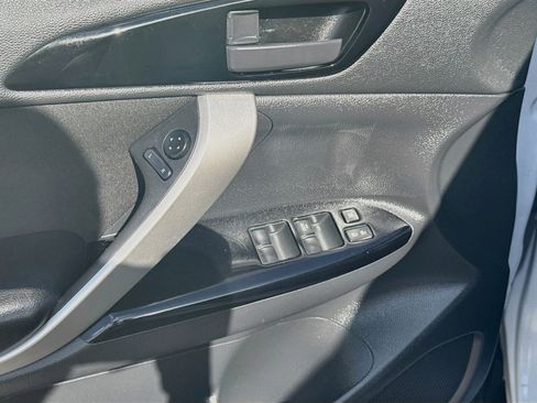 Used 2023 Mitsubishi Eclipse Cross LE AWD/4WD image 16