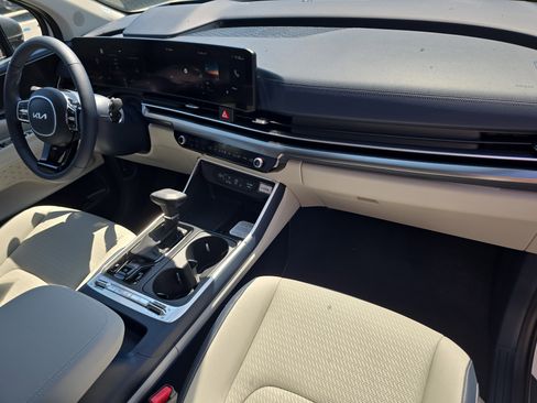 New 2026 Kia Carnival SX Prestige FWD image 12