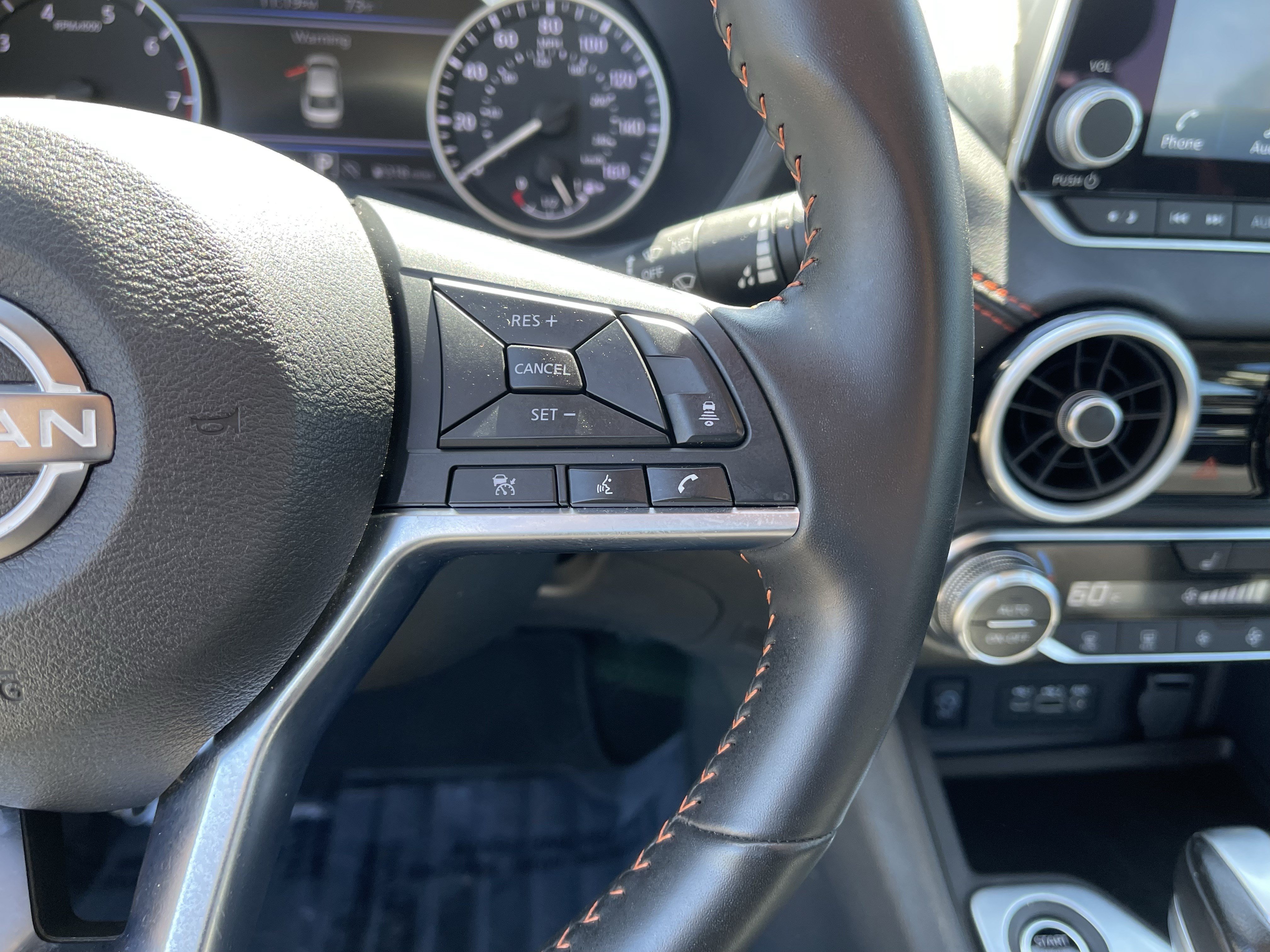 Used 2025 Nissan Sentra SR FWD image 21