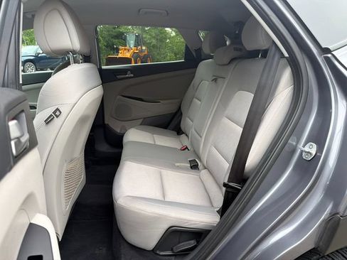Used 2018 Hyundai Tucson SE AWD/4WD image 17
