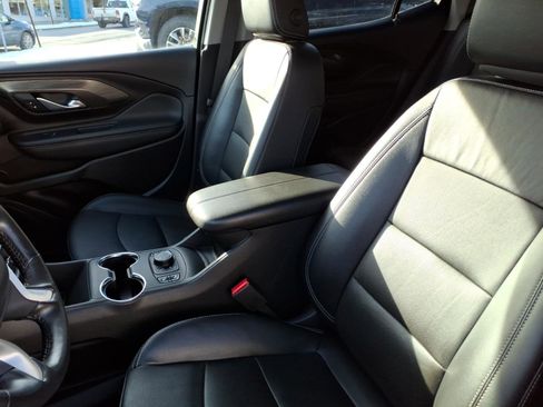 Used 2022 GMC Terrain SLT image 10