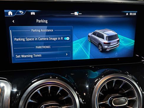 Certified 2025 Mercedes-Benz GLB 250 GLB 250 image 35