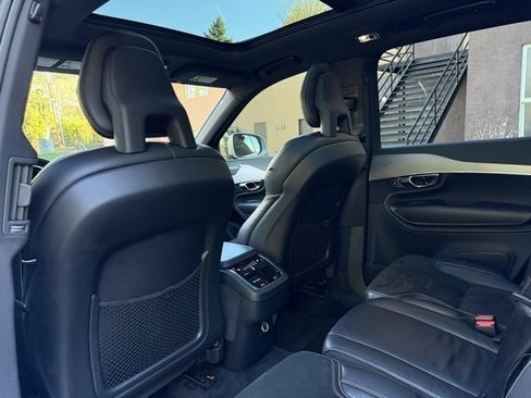 Used 2016 Volvo XC90 T6 R-Design w/ Vision Package image 27