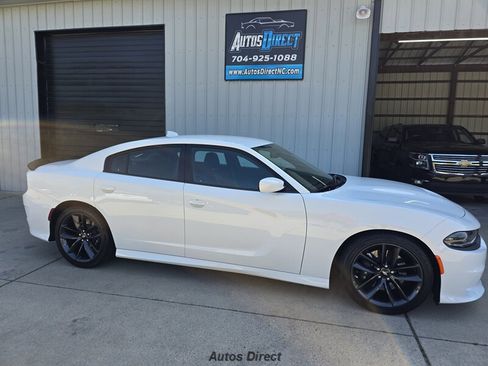 Used 2019 Dodge Charger Scat Pack w/ Plus Group RWD image 11