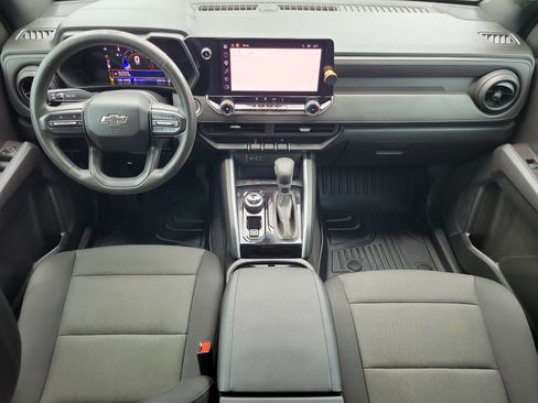 Used 2023 Chevrolet Colorado Trail Boss w/ Technology Package AWD/4WD image 19