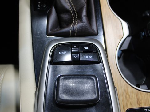 Used 2017 Lexus RX 350 350 w/ Premium Package image 21