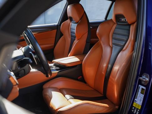 Used 2023 BMW M5 image 22