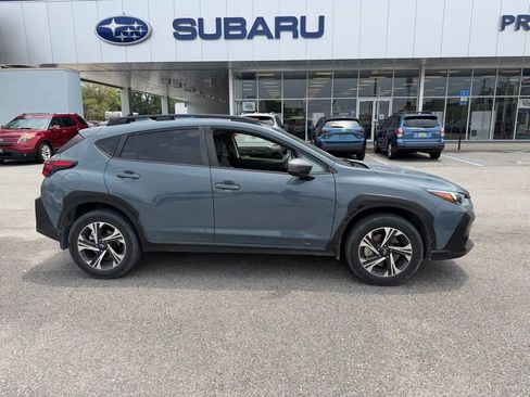 Used 2024 Subaru Crosstrek 2.0i Premium AWD/4WD image 2