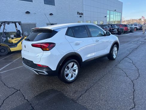 Used 2025 Buick Encore GX Preferred w/ Comfort Package image 14
