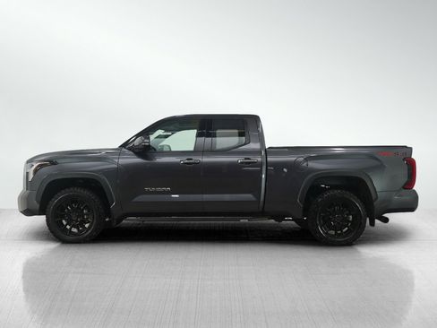 Used 2022 Toyota Tundra Limited image 2