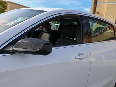 Used 2022 Chevrolet Malibu LS image 12