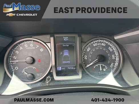 Used 2018 Toyota Tacoma TRD Off-Road image 9