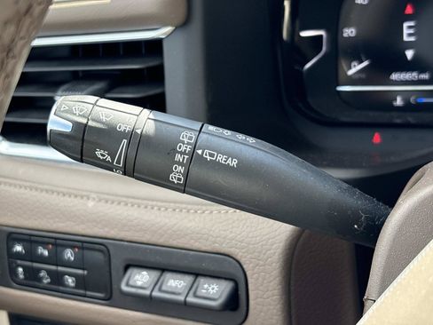 Used 2023 GMC Yukon Denali AWD/4WD image 21