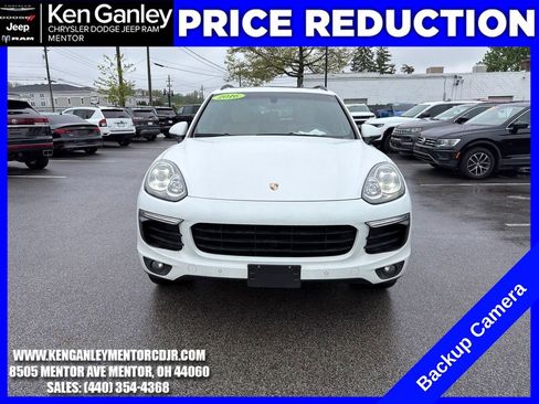 Used 2016 Porsche Cayenne AWD/4WD image 2
