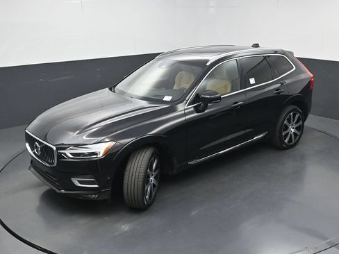 Used 2020 Volvo XC60 T6 Inscription w/ Protection Package Premier AWD/4WD image 31