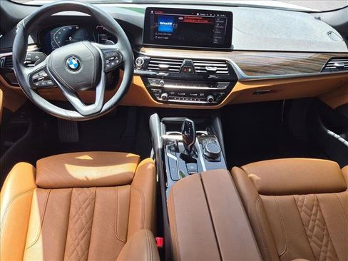 Used 2023 BMW 530i w/ Convenience Package RWD image 16