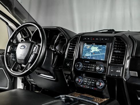 Used 2019 Ford F250 Lariat w/ Lariat Ultimate Package AWD/4WD image 22