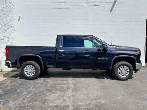 Certified 2024 Chevrolet Silverado 3500 LTZ w/ LTZ Premium Package AWD/4WD image 6