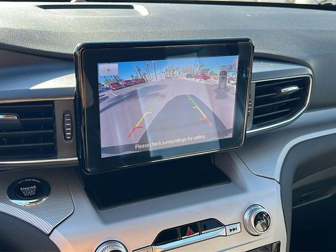 Used 2023 Ford Explorer XLT w/ Equipment Group 202A image 14