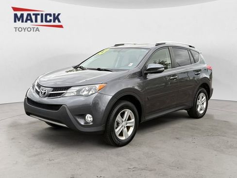 Used 2013 Toyota RAV4 XLE AWD/4WD image 3