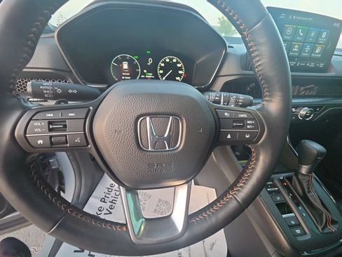 Used 2025 Honda CR-V Sport-L image 18