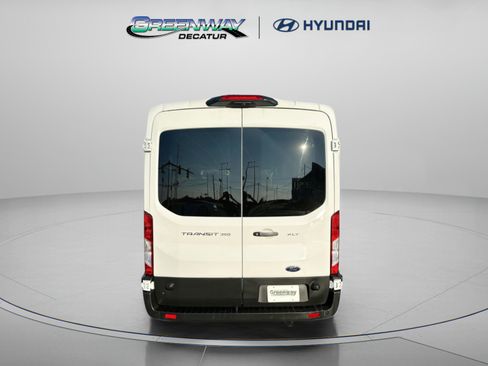 Used 2024 Ford Transit 350 XLT RWD image 7