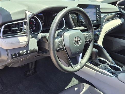 Used 2024 Toyota Camry LE FWD image 9
